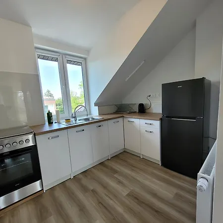 Apartament Studia Fredry 8 Piastow Zewnętrze zdjęcie